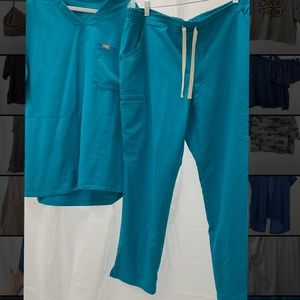 Pacific Blue Figs Scrubs